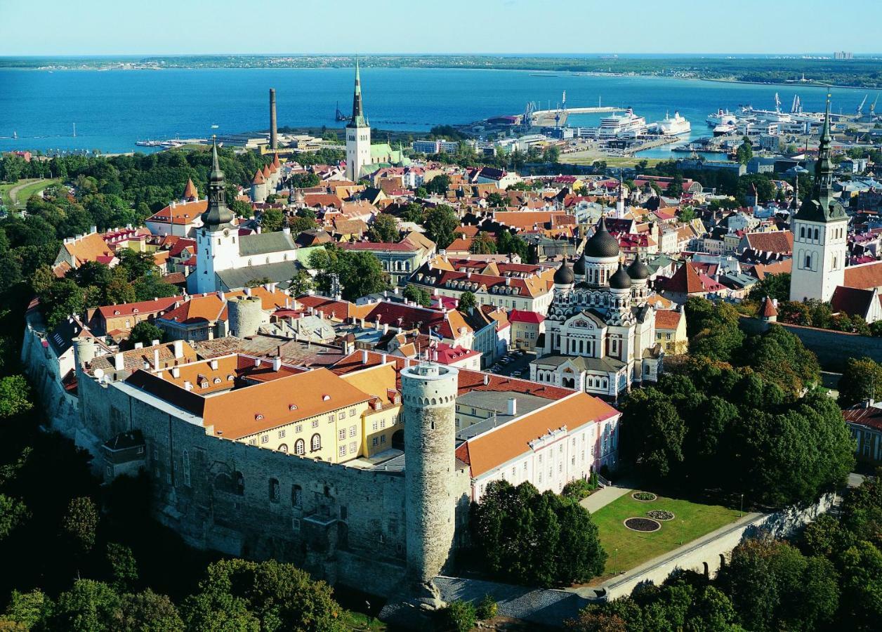 Hermann View Apartment Tallin Exterior foto